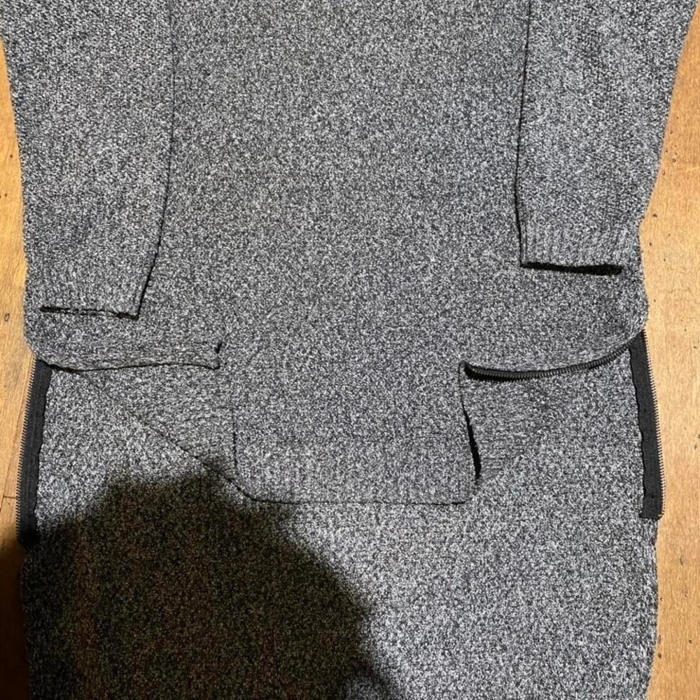 Vertigo Marled Knit Side Zip Sweater One size - Picture 3 of 5